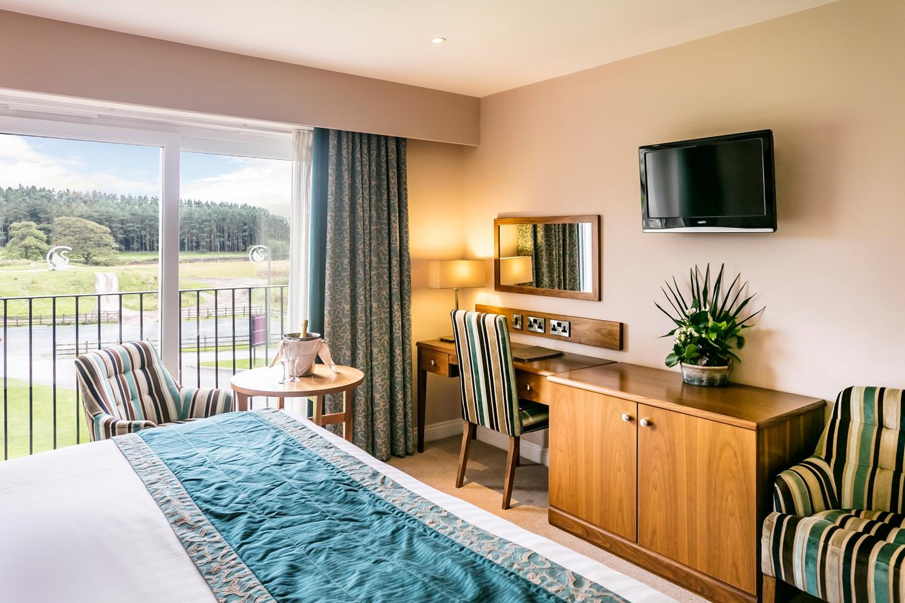 غرفة متصلة كلاسيكية عائلية، The Coniston Hotel and Country Estate 5/7