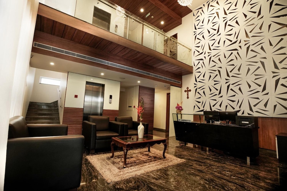 The Pommels Business Hotel 4/25