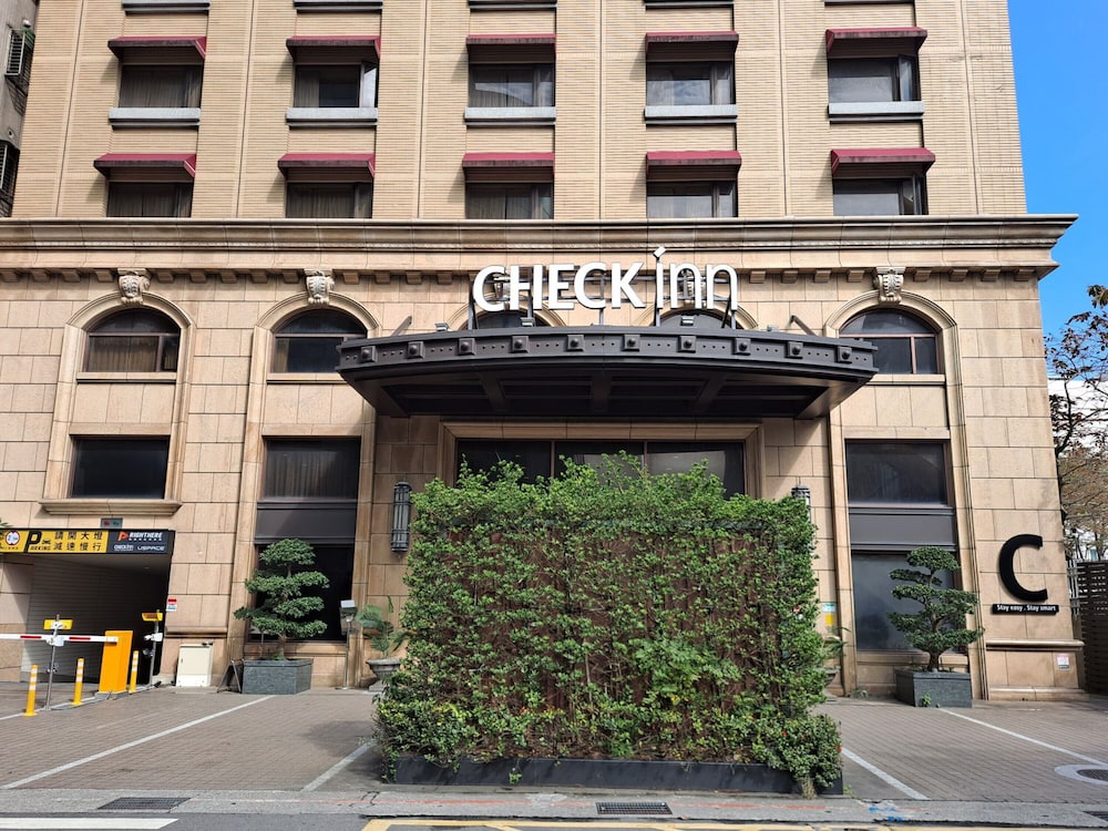 CHECK inn Taipei Neihu 6/71