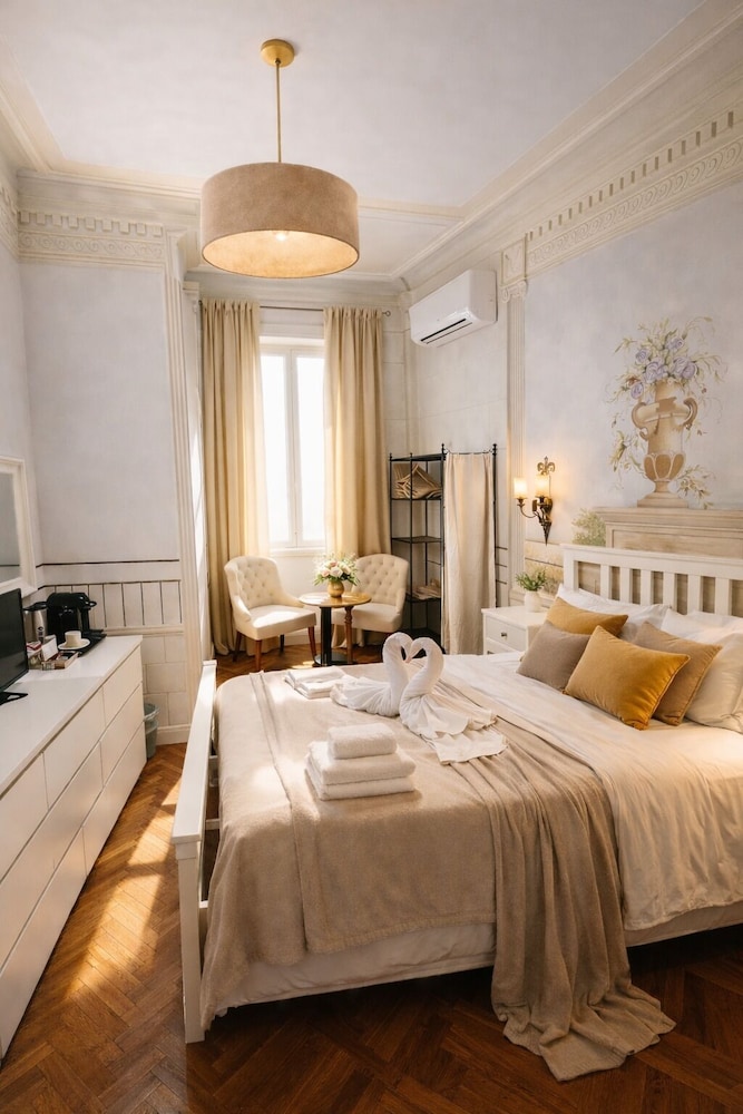 Design, Double Bed 2/8