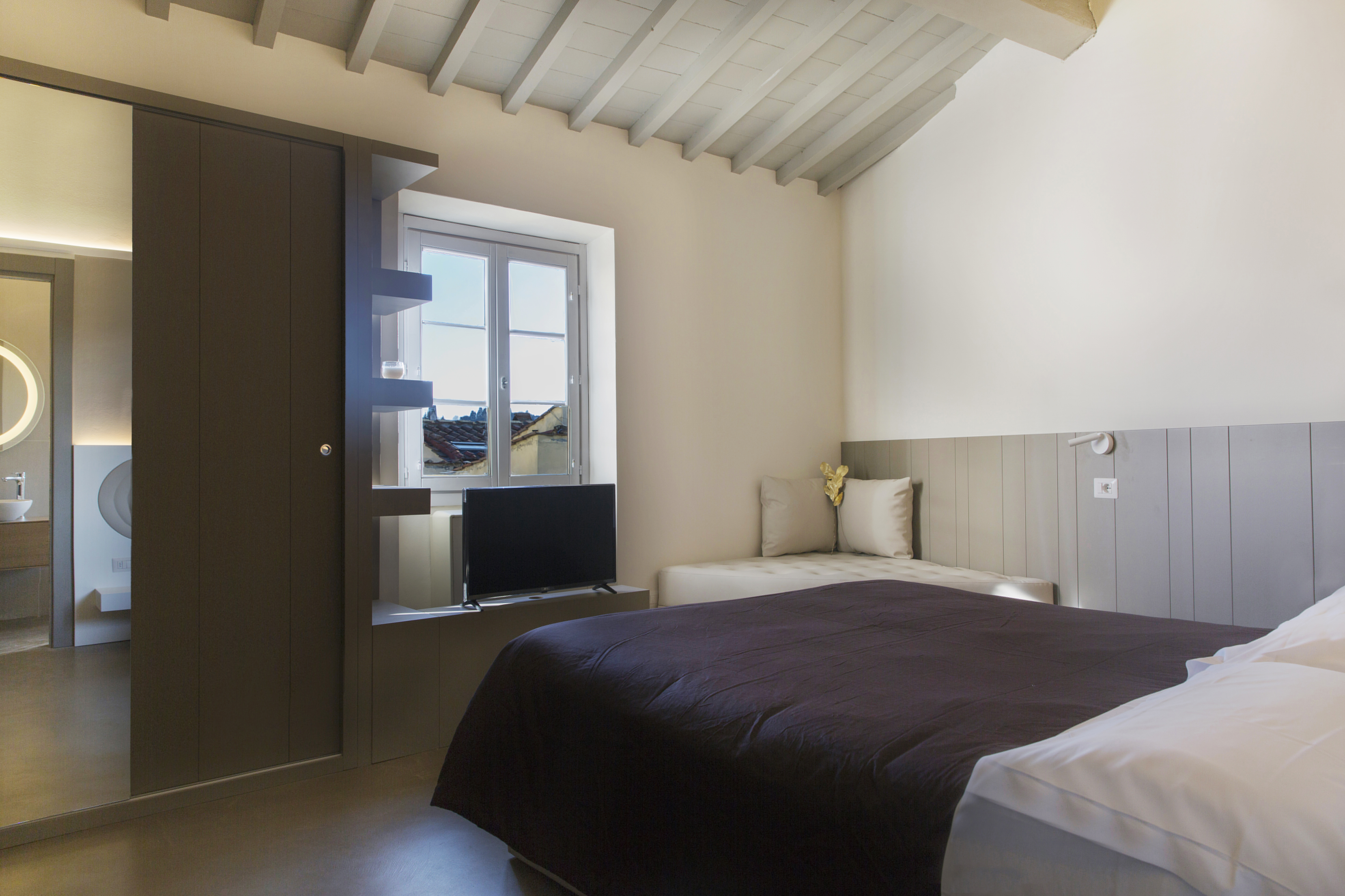 1 BEDROOM, DELUXE, SUITE