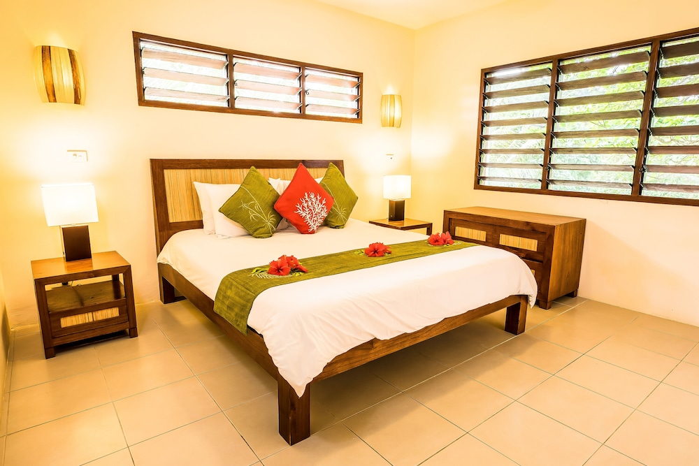 2 BEDROOMS, APARTMENT, SEA VIEW