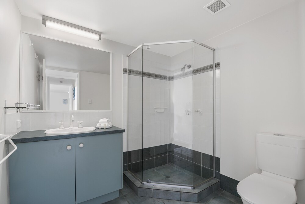 KEY LARGO MAROOCHYDORE 69/72