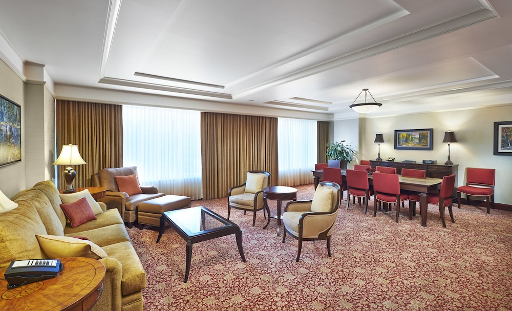 HYATT REGENCY CALGARY 45/68