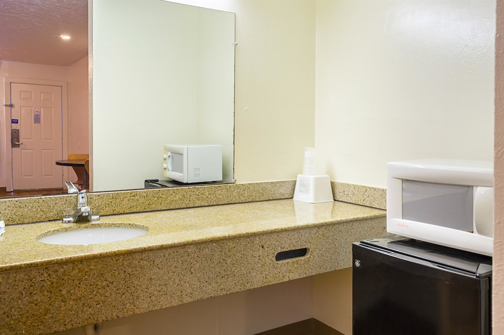 Motel6 Madisonville Tx 28/31