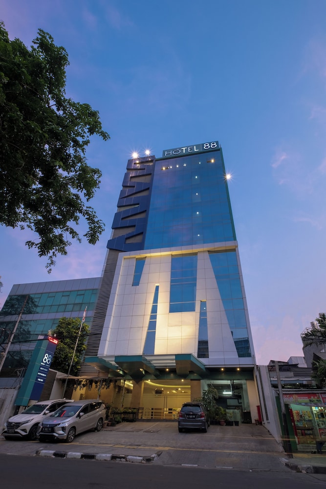 Hotel 88 Grogol 3/55