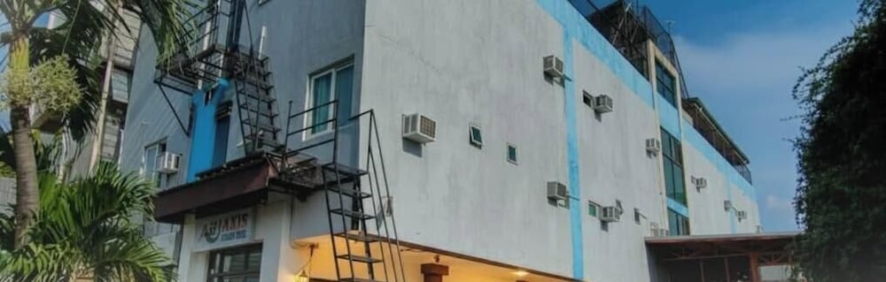 Axis Pension Hotel 3/50
