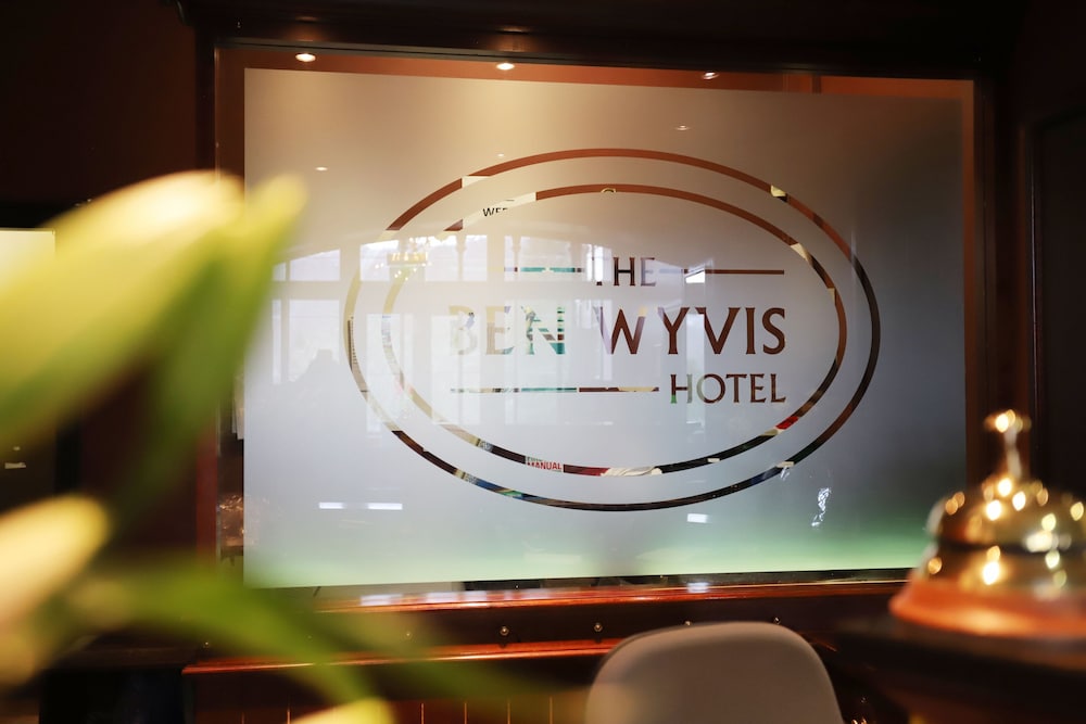 BEN WYVIS HOTEL 33/58