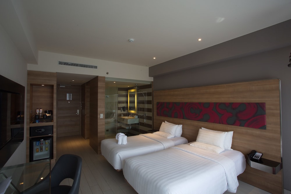 NOVOTEL PEKANBARU 29/67