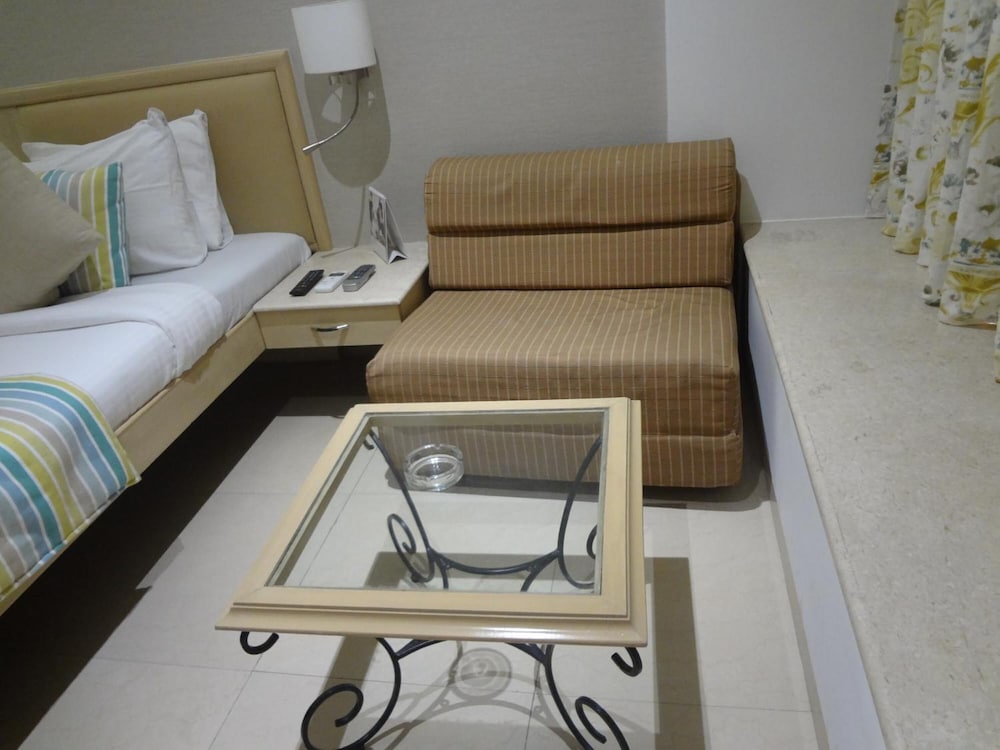 Hotel Suncity Apollo 16/25