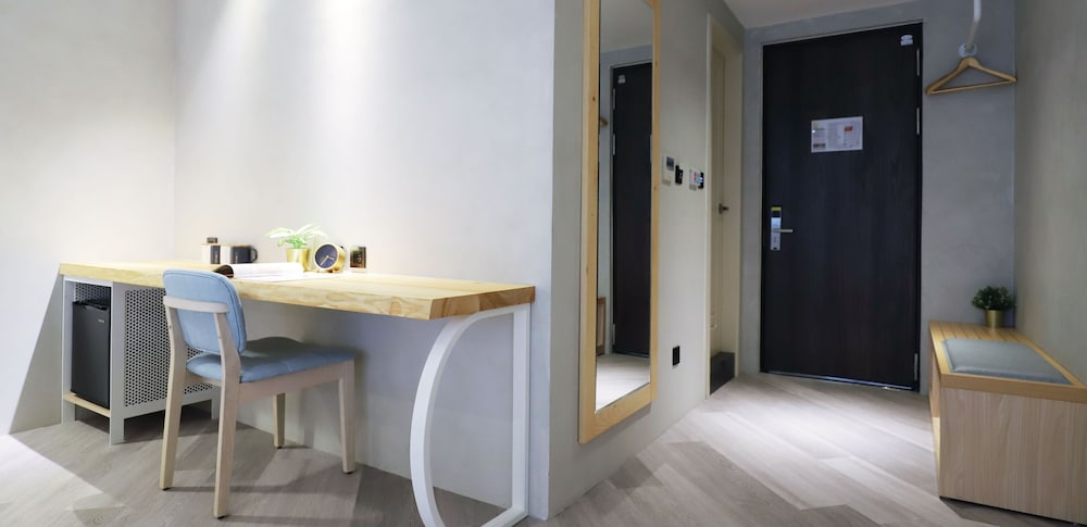 Unique Hotel - Dash 23 Hotel 49/50