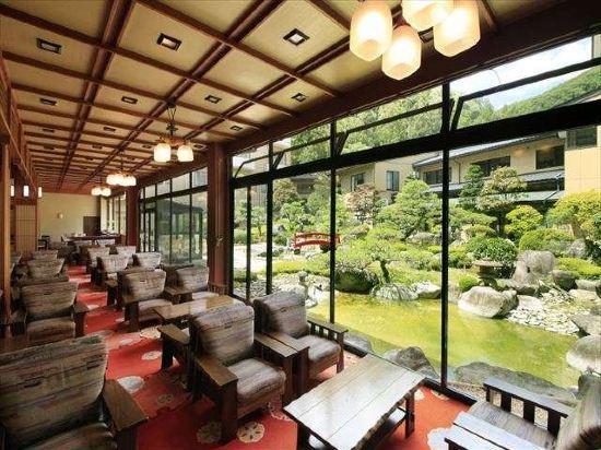 Yumoto Hotel Achigawa 40/46