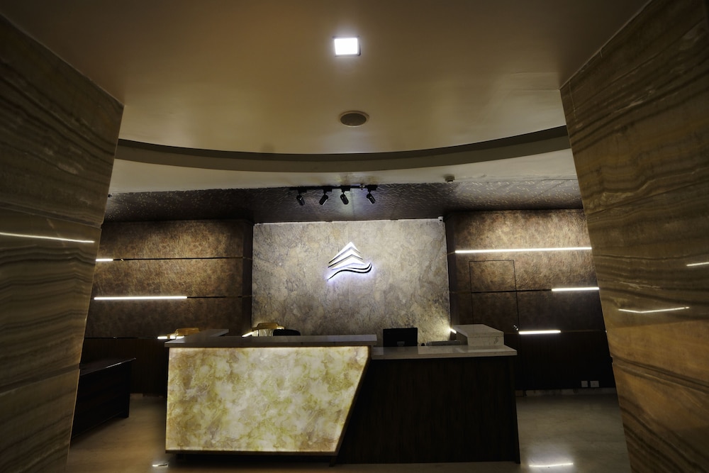 Hotel Mango Leaves 6/26