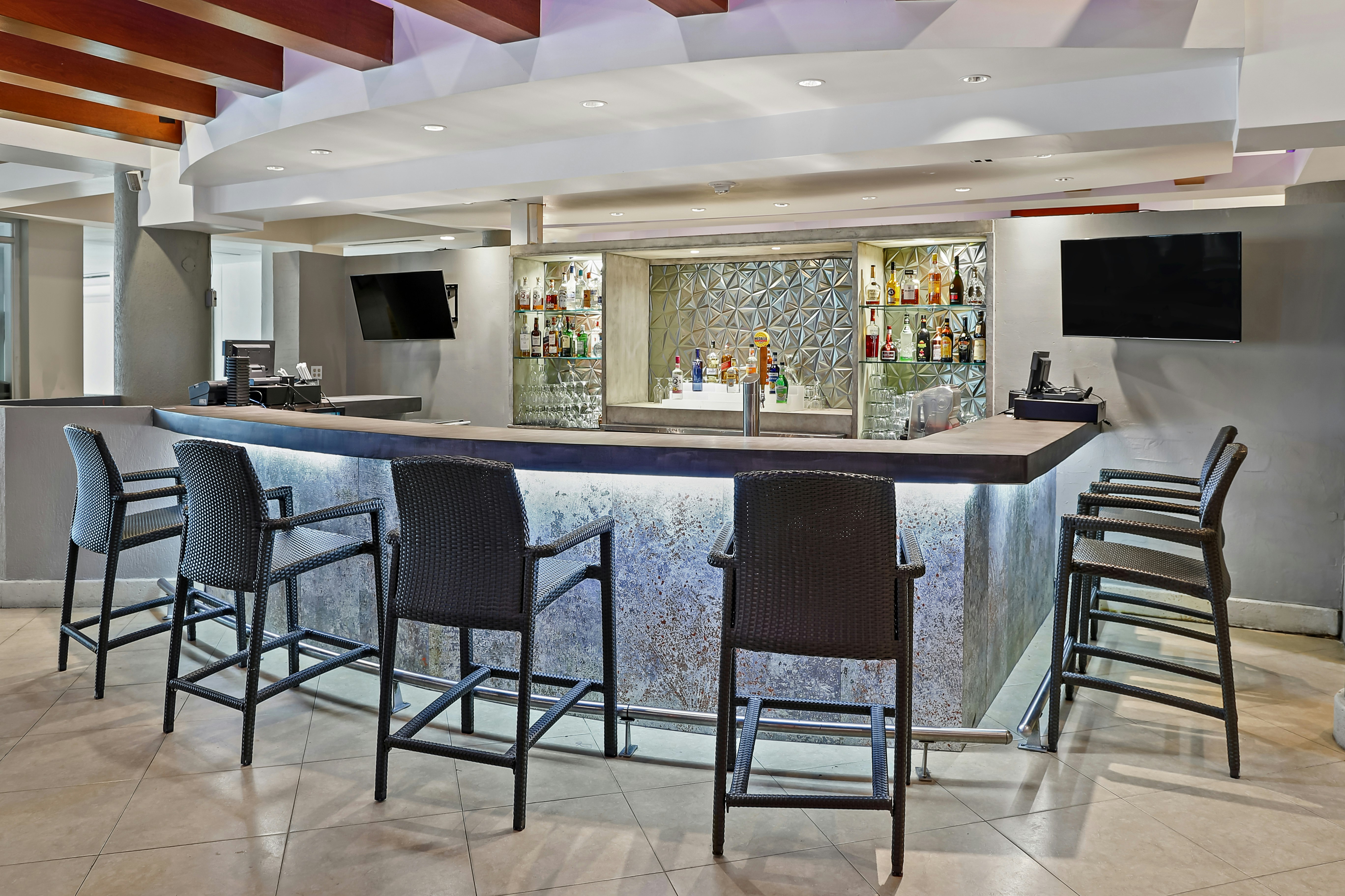 Embassy Suites By Hilton Dorado Del Mar Beach Resort 57/81