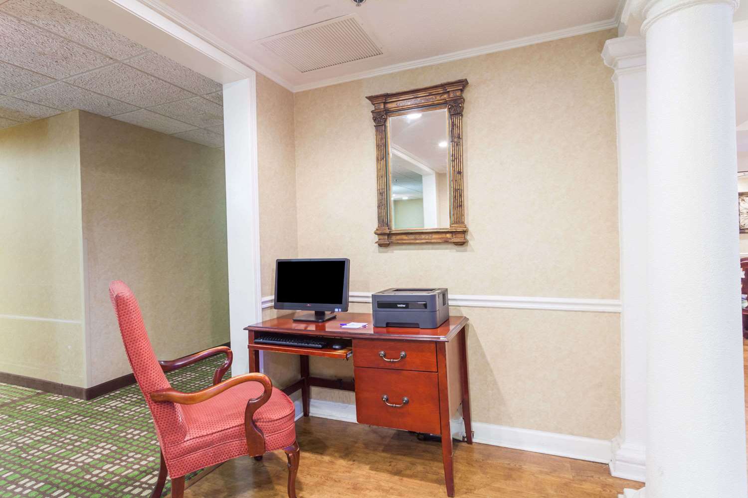Baymont By Wyndham Columbia Maury 22/28