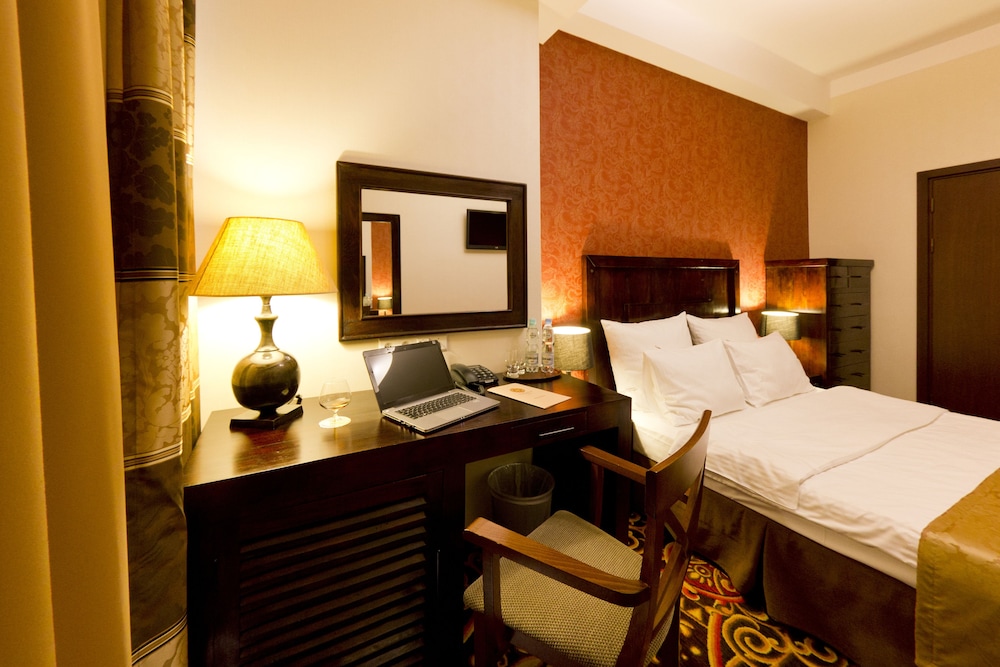 Columbus Hotel 23/50
