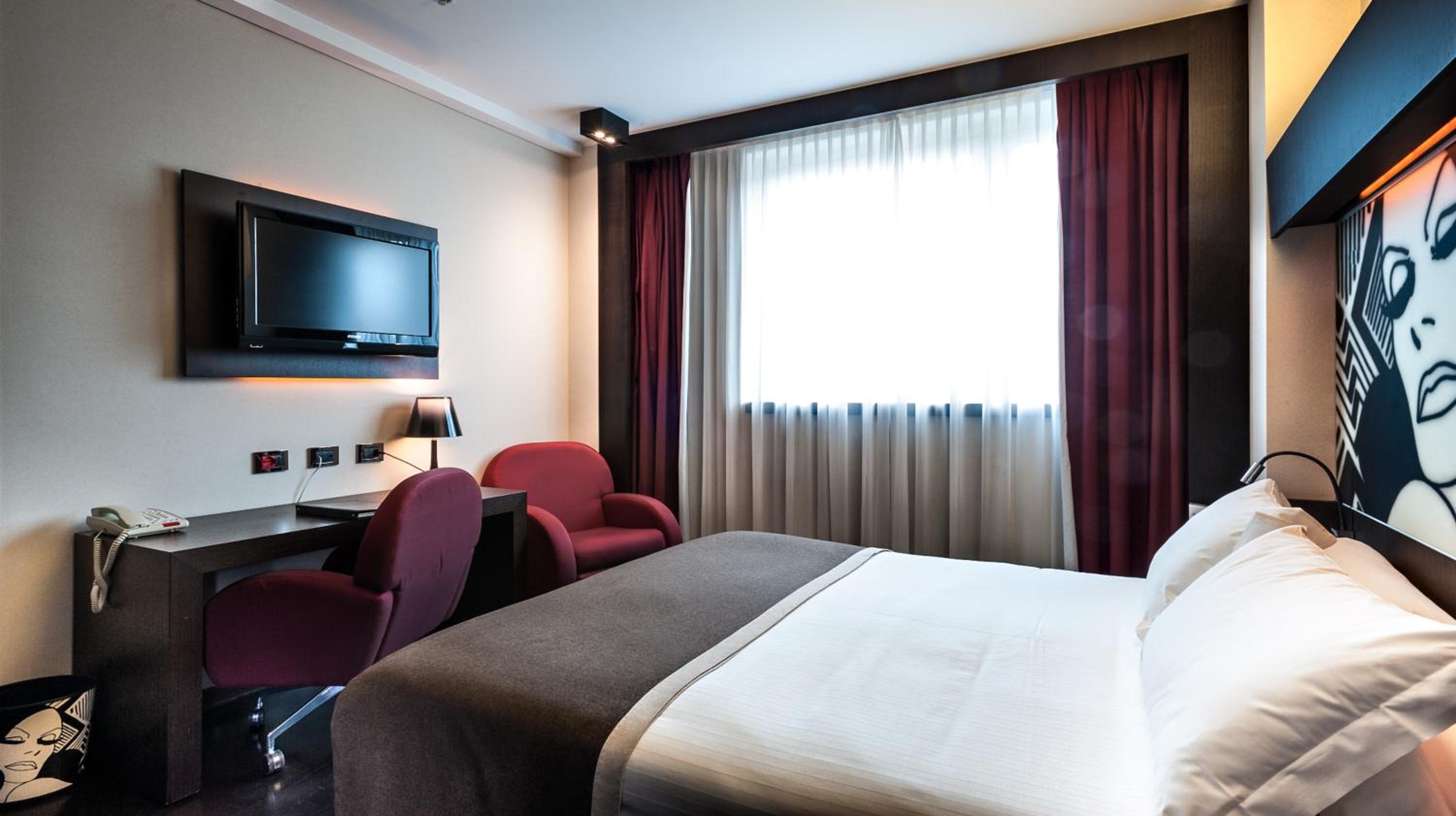 غرفة قياسية بسرير كينج، Crowne Plaza Milan City 4/10