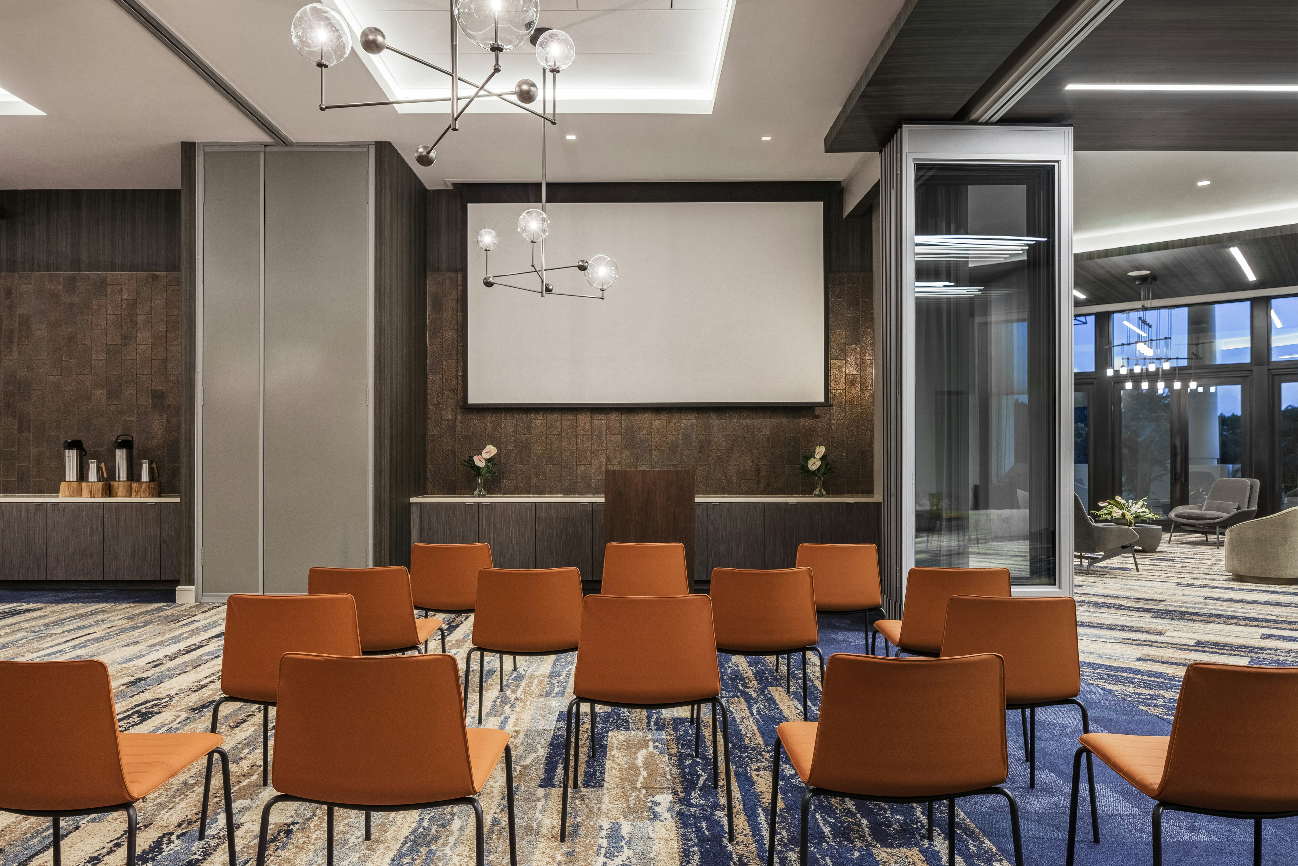 THesis Hotel Miami Coral Gables, Curio Collection by Hilton 70/80