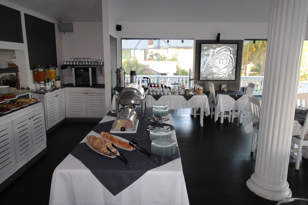 Albachiara Hotel 65/75