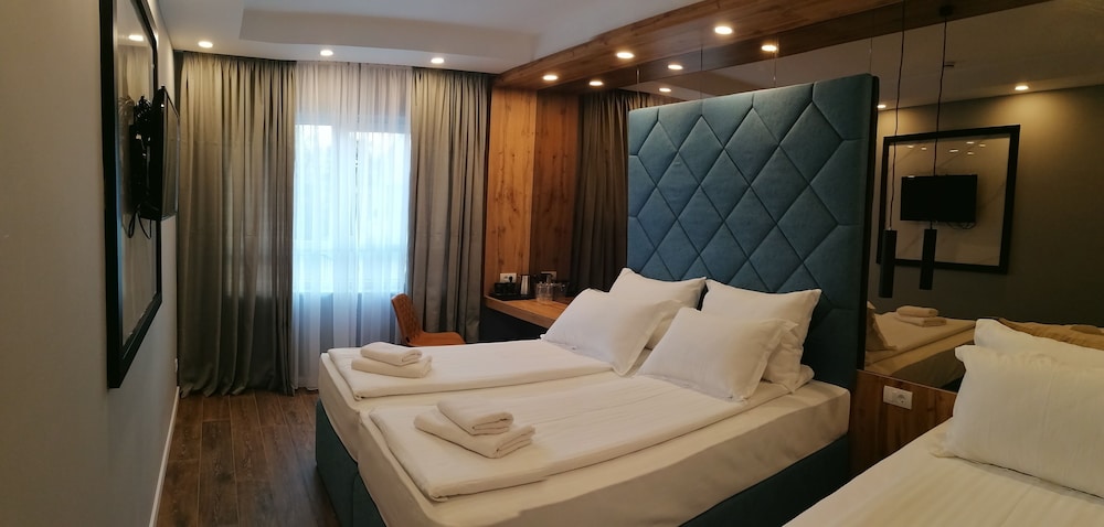 Nobel Gallery Hotel 33/43