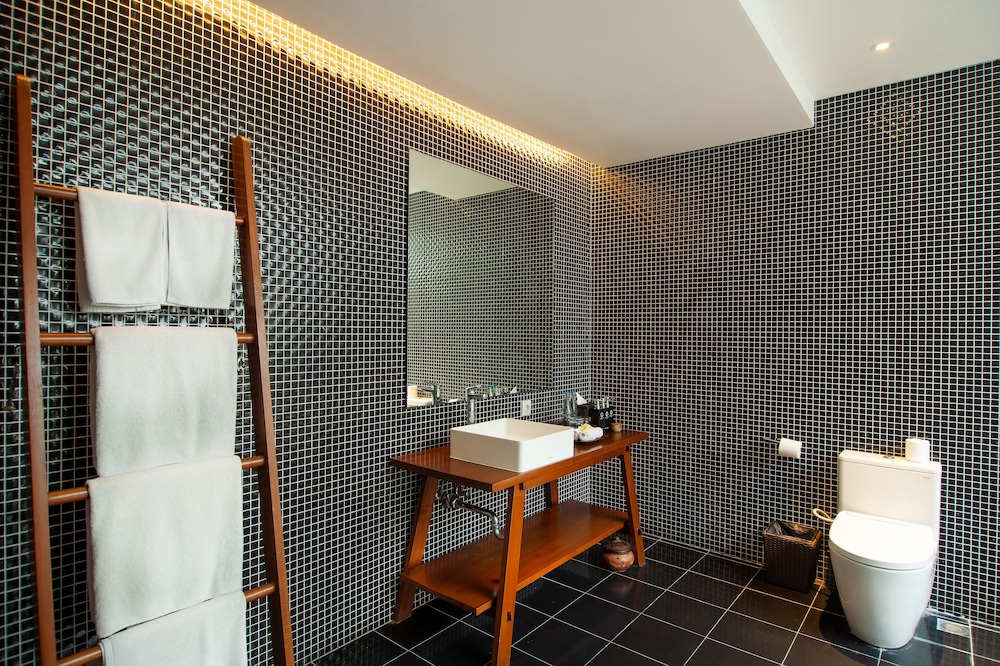 Abia Villa Legian 46/48