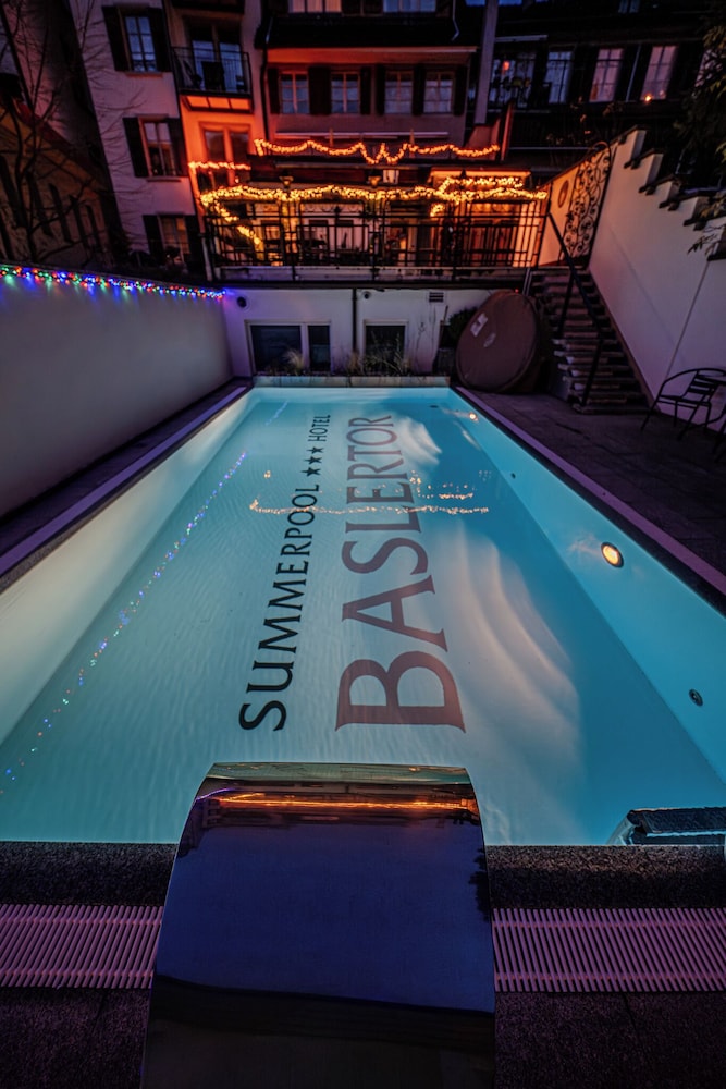 MINOTEL BASLERTOR SUMMER POOL 5/52
