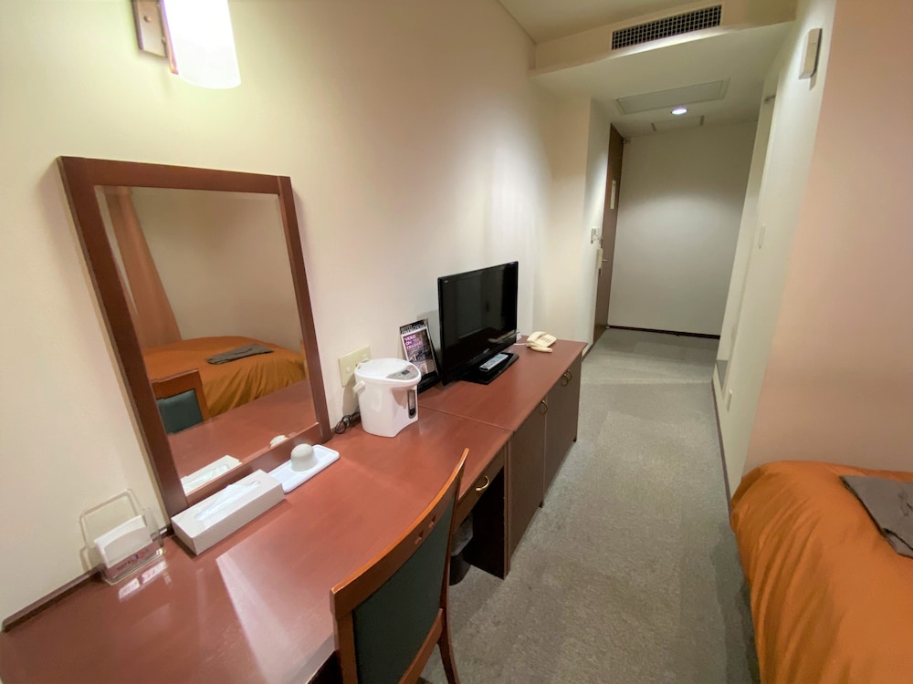 Hotel 1 2 3 Kokura 61/68
