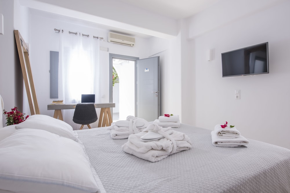 Blue Waves Hotel 14/70