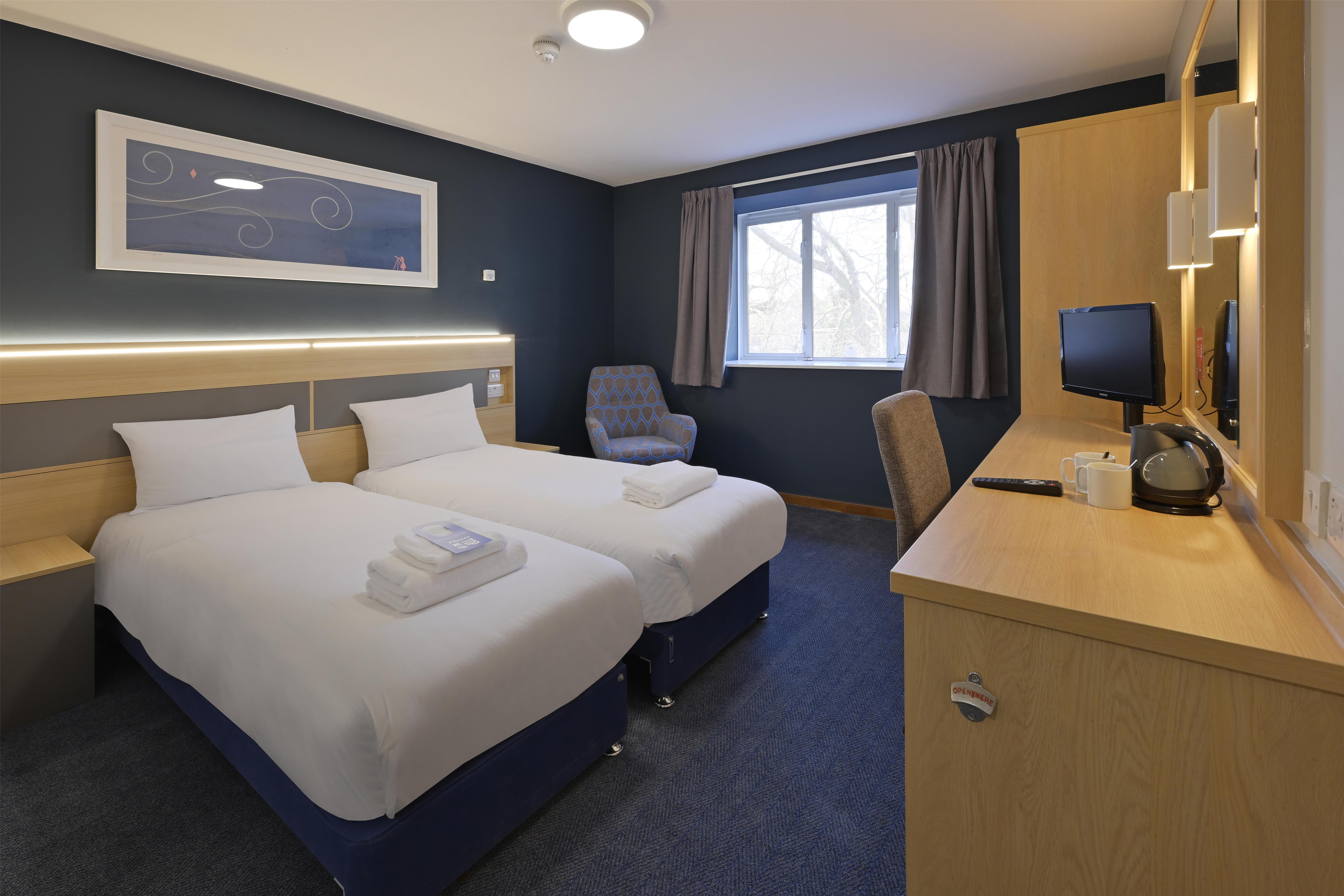 Travelodge Staines 9/30