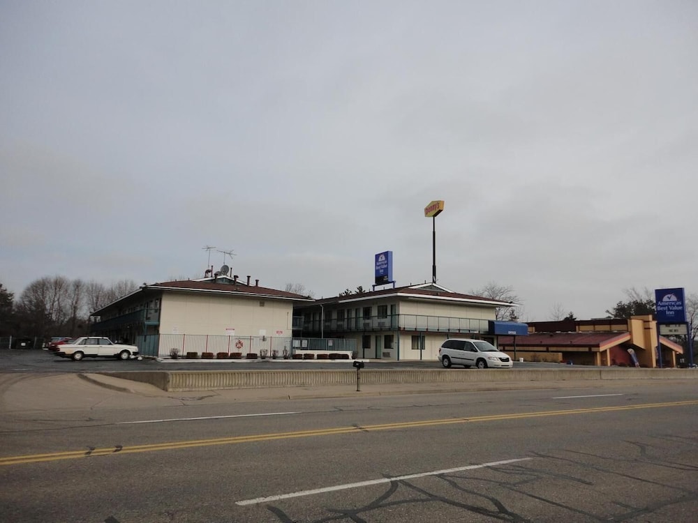 Americas Best Value Inn Battle Creek 13/13