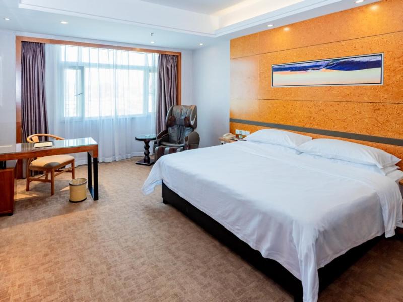 Vienna Hotel (Dongguan Tangxia Binfen Square) 19/35