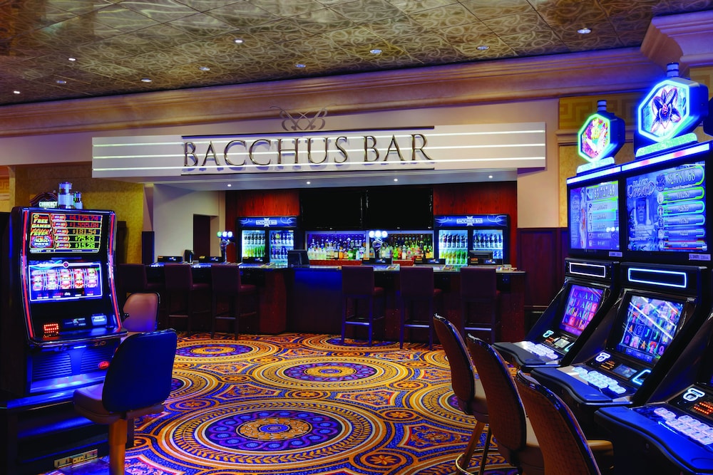 Caesars Windsor- A Caesars Rewards Destination 8/47