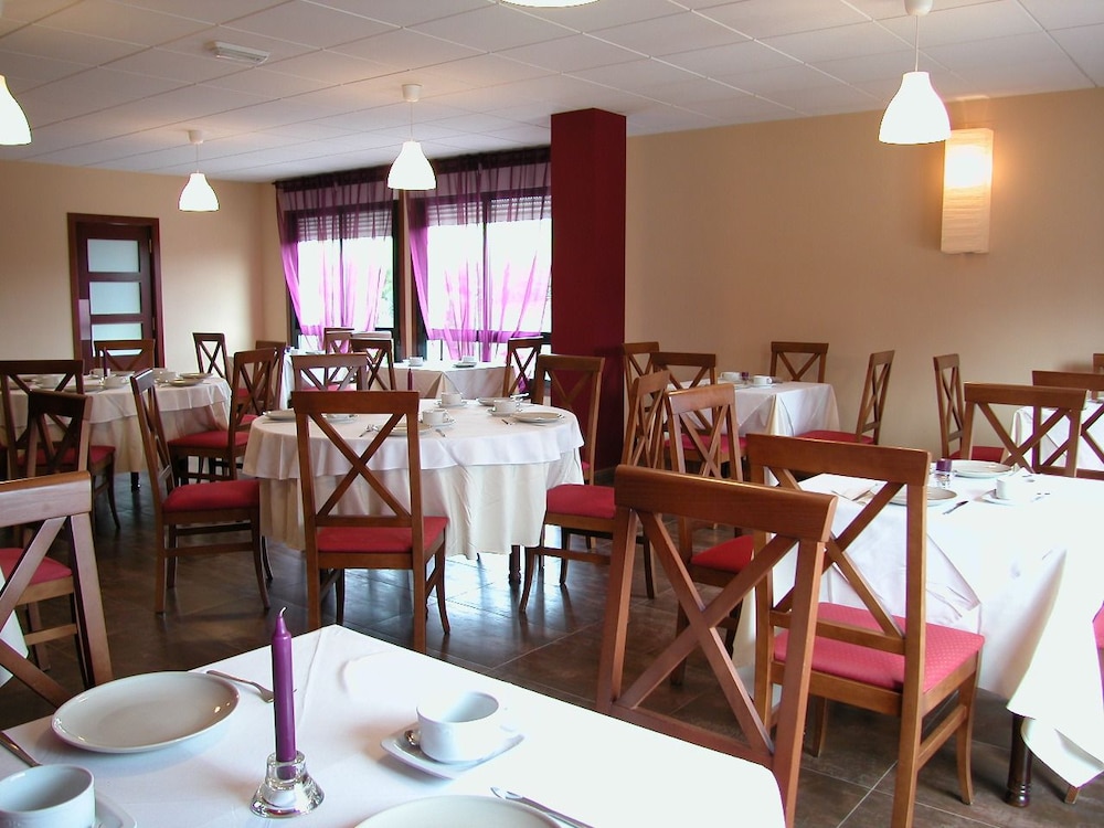 Hotel Cachada 42/53