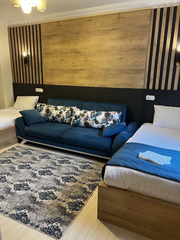 Mego Suite Otel 24/50