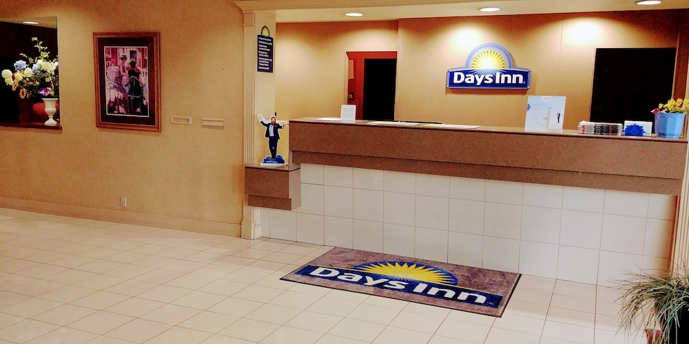 Days Inn by Wyndham Sidney OH 4/21
