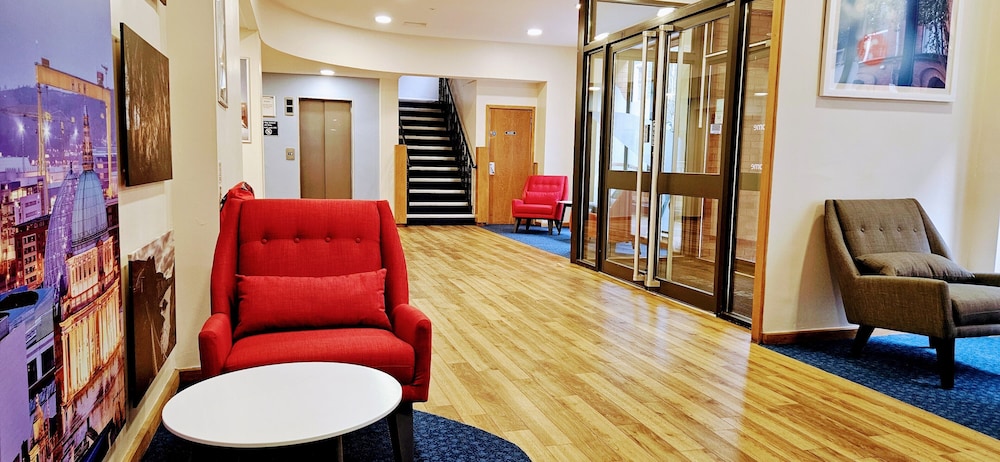 Travelodge Belfast Central 41/61