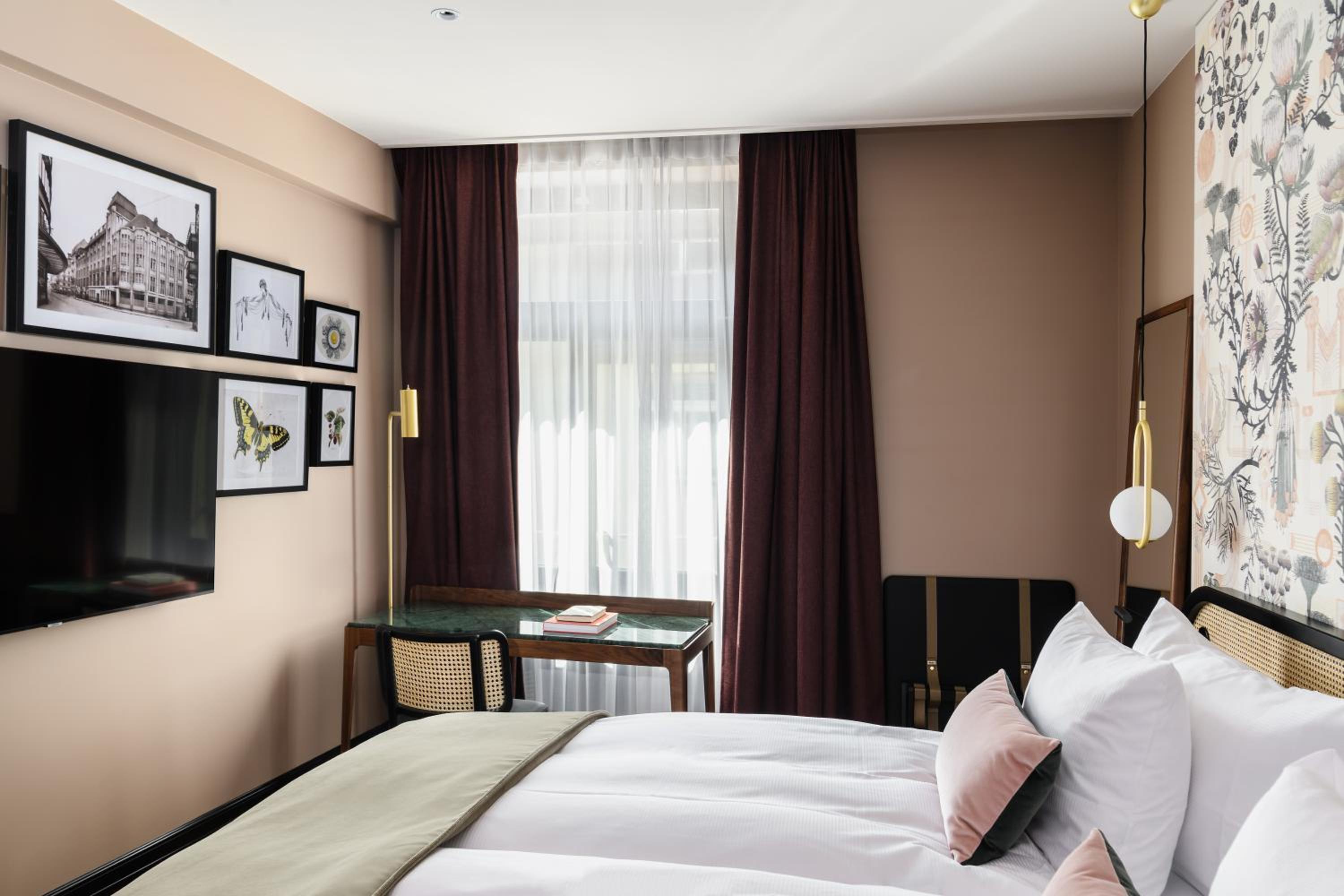 Superior, Double or Twin Bed