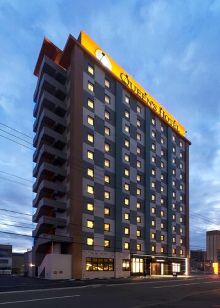 Queen's Hotel Chitose 6/58