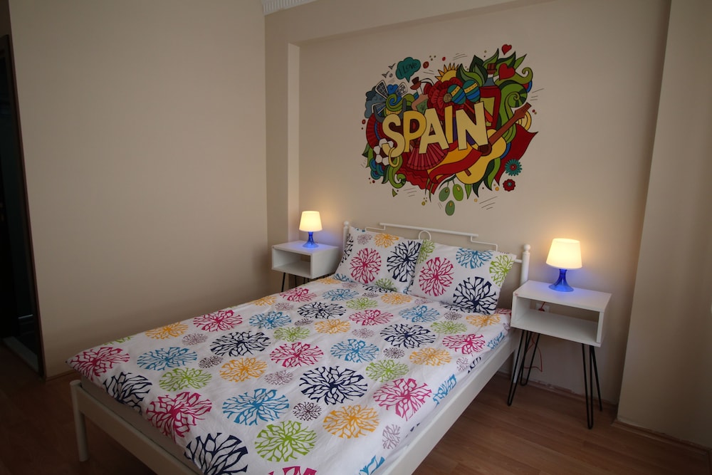 Deeps Hostel 11/32