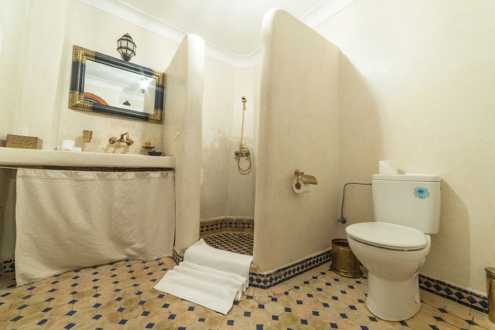 riad chams marrakech 50/50