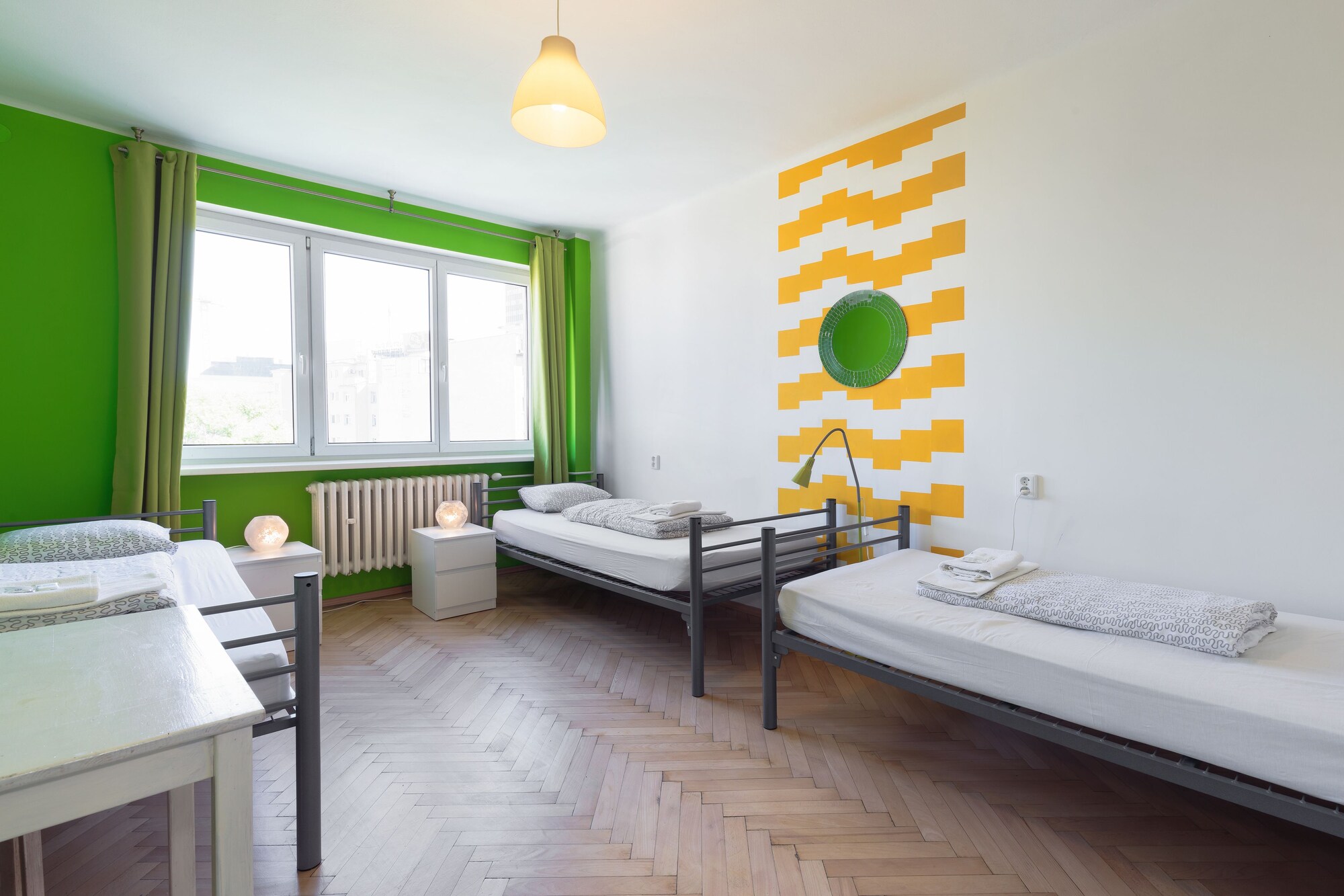 ROOM, TRIPLE