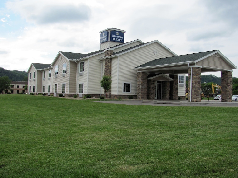Cobblestone Inn & Suites - Ambridge 42/49