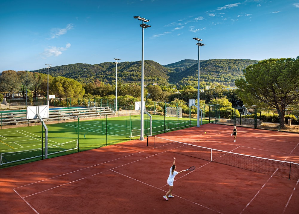 Valamar Amicor Green Resort 18/50