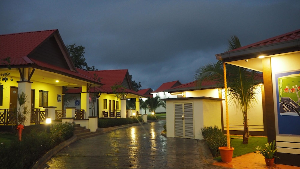 Lotus Seaview Beach Resort & Spa Pengerang Johor Bahru in BANDAR PENAWAR