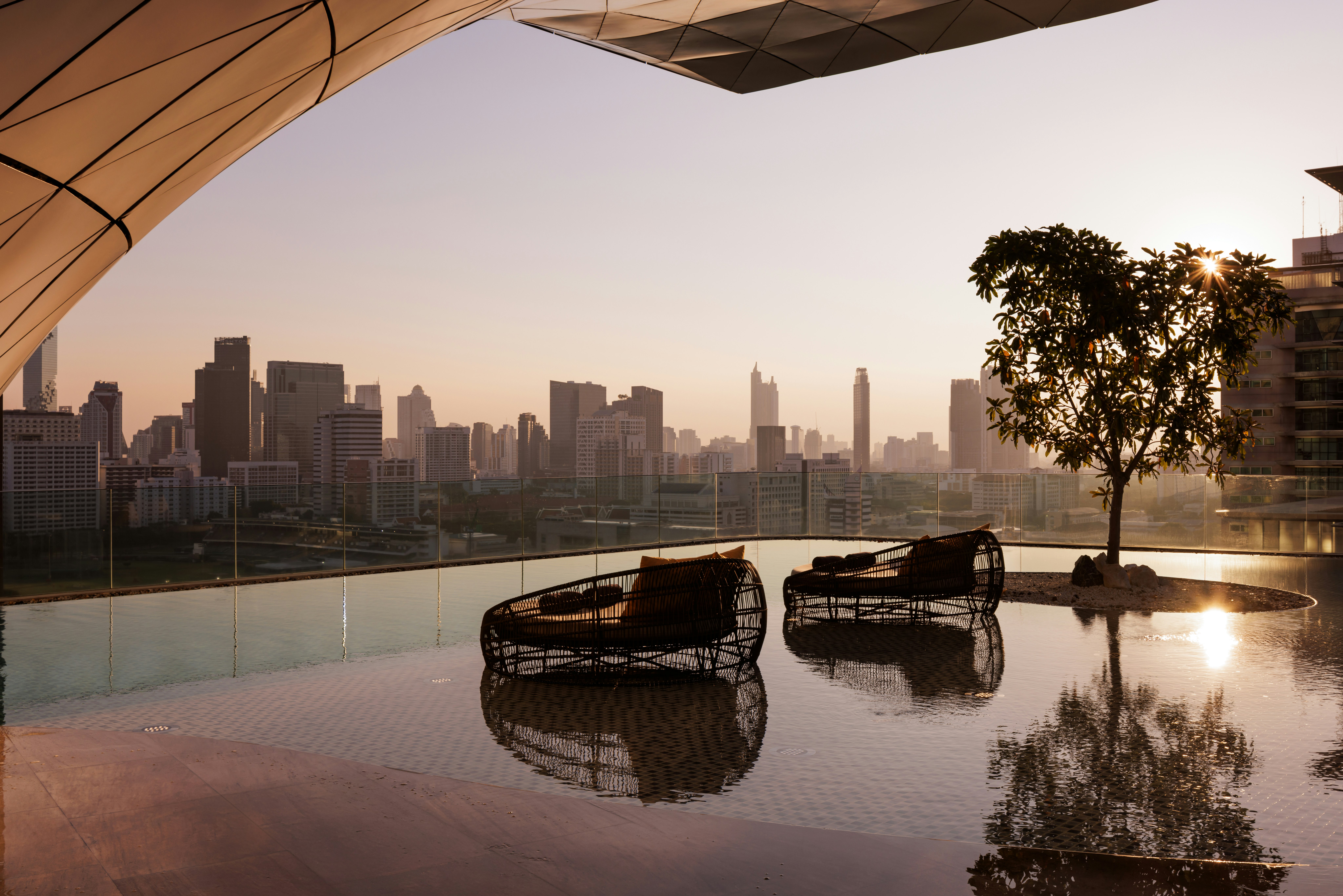 Waldorf Astoria Bangkok 68/73