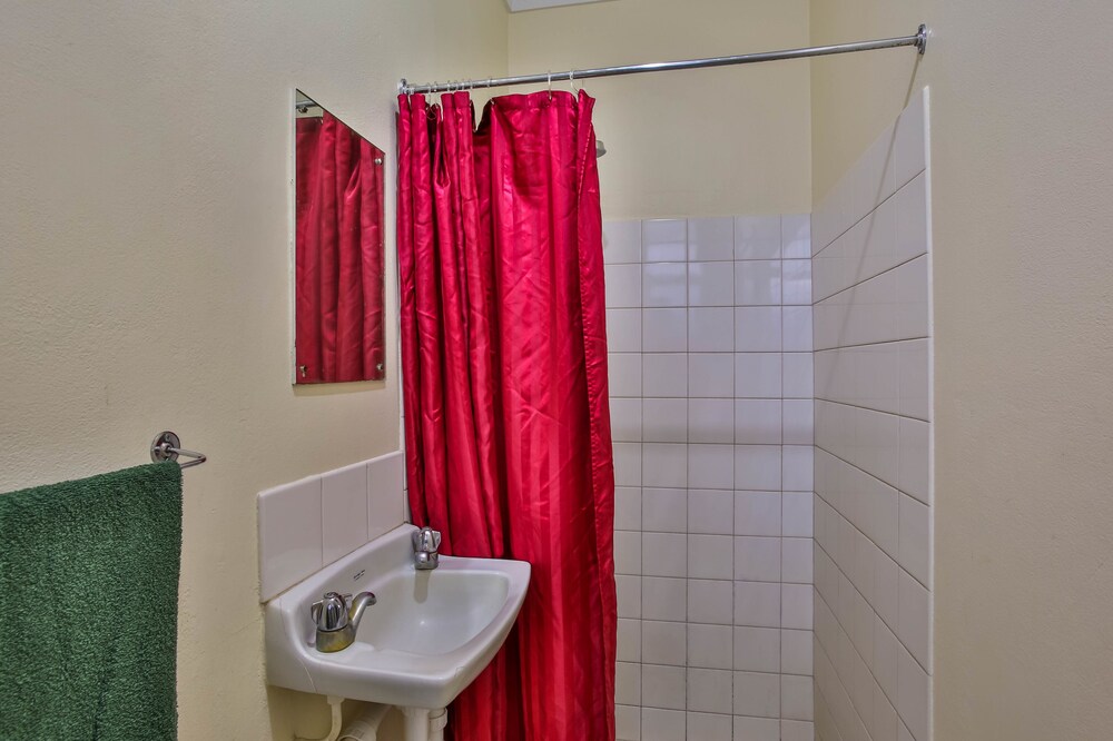 Hotel Kununurra 24/39