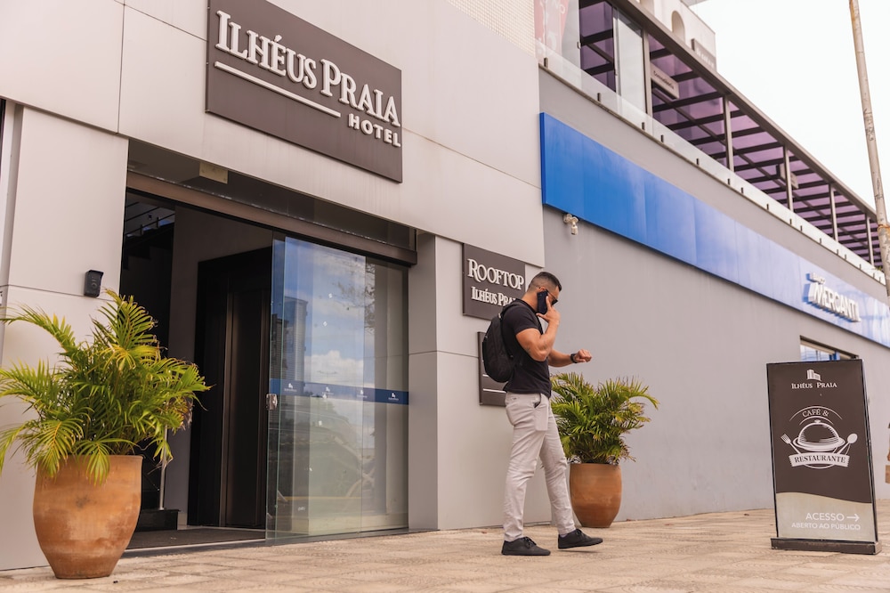 Ilheus Praia Hotel 12/50