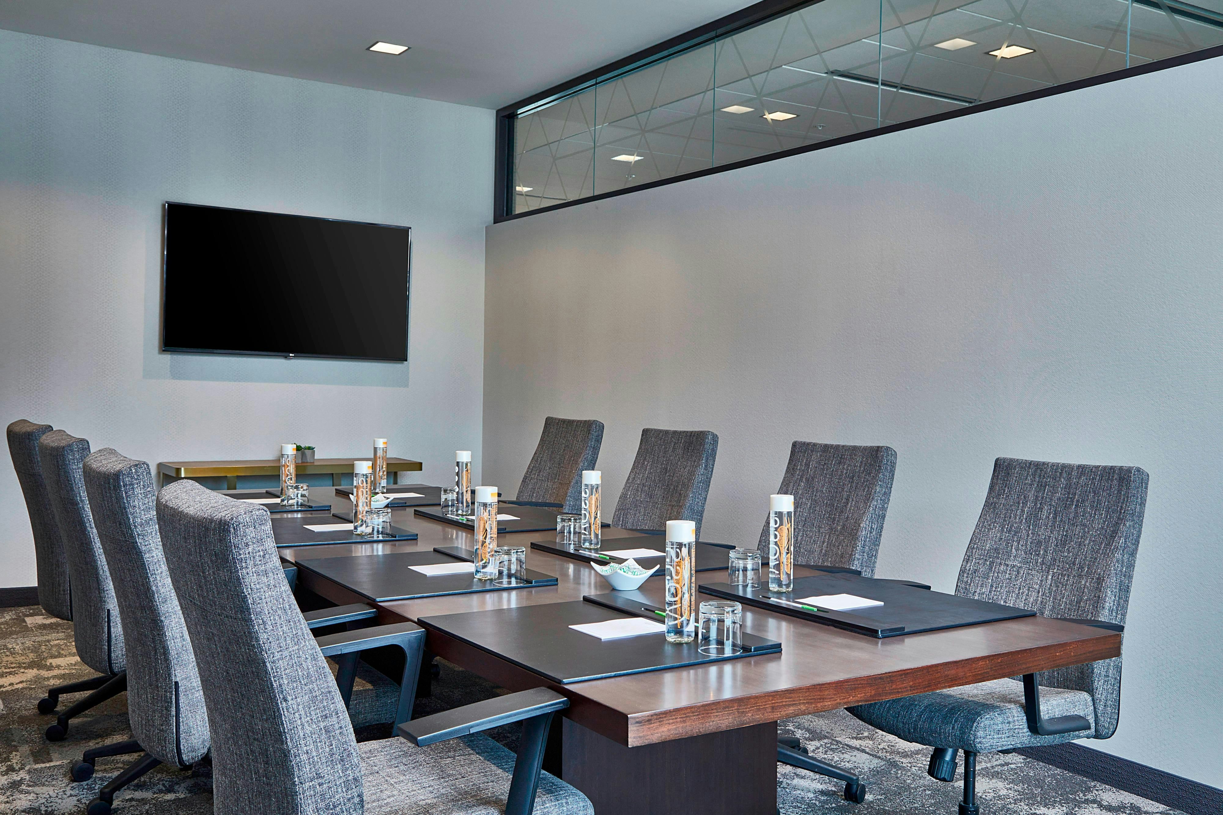 Courtyard By Marriott Minneapolis West 43/51
