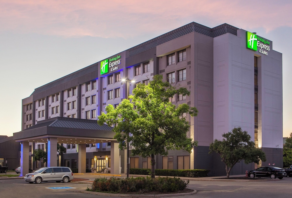 Holiday Inn Express & Suites Mississauga-Toronto Southwest, an IHG Hotel 65/71