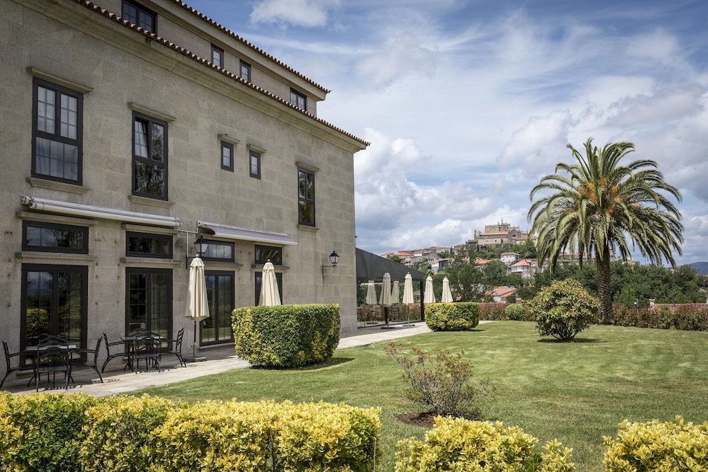 Parador de Tui 67/70